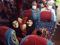 Siyam Ikizleri Umre Yolcusu