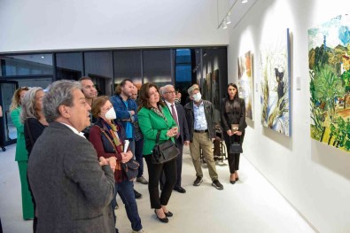 Unutmak/Hatirlamak Sergisi Açildi