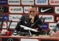 Vladamir Coufal Açiklamasi 'Güzel Bir Atmosferde Güçlü Bir Rakibe Karsi Oynayacagiz'