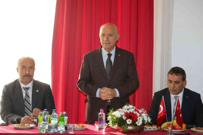 Yenimahalle Belediye Baskani Yasar Mermerci Esnafiyla Bulustu