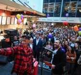 Yildiz Holding 'Mutlu Et Mutlu Ol Günü'Nü 'Çesitlilik, Firsat Esitligi Ve Sanat' Temalariyla Kutladi