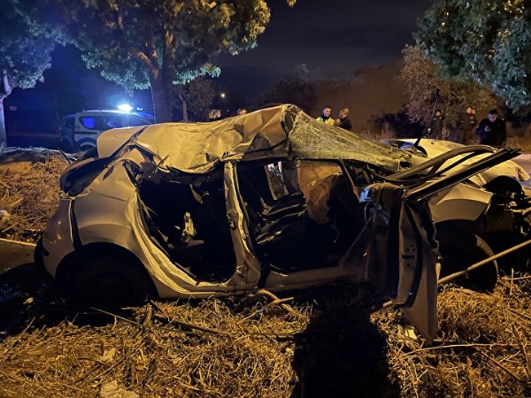 İzmir'de çocuk sürücünün kullandığı araç takla attı: Bir ölü iki yaralı