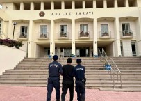 16 Yil Kesinlesmis Hapis Cezasi Ile Aranan Sahis Yol Kontrolünde Yakalandi