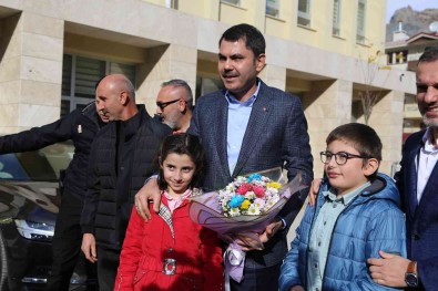 Bakan Kurum, Yeni Yusufeli'nde Incelemelerde Bulundu