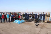 Dörtyol Sahilinde Çevre Temizligi Yaptilar