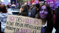 Paris'te Kadin Cinayetleri Protestosu