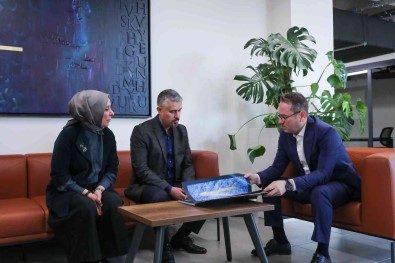 Sanatin Kalbi Basaksehir Sehir Sanat'ta Atacak
