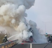 Seyir Halinde Alev Alan Tir Kül Oldu