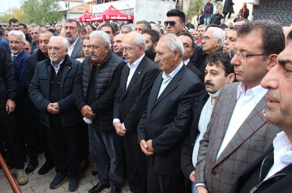 Celal Kılıçdaroğlu son yolculuğuna uğurlandı