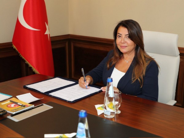 Hatay Valisi Rahmi Doğan iş ve eğitim dünyasını bir çatı altında topladı