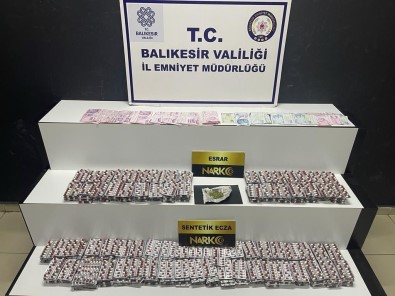 Balikesir'de 8 Bin 260 Adet Uyusturucu, Uyarici Hap Ele Geçirildi