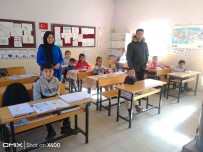 Bitlis'teki Ögrencilere Isitme Testi