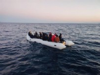 İzmir açıklarında 78 düzensiz göçmen kurtarıldı