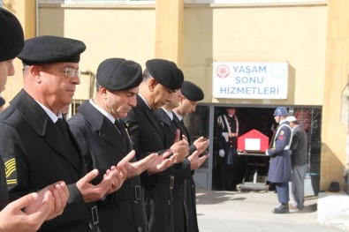 Kazada Hayatini Kaybeden Uzman Çavus Memleketine Ugurlandi