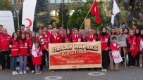 Usak'ta Kizilay Haftasi Etkinlikleri Yürüyüsle Basladi