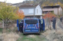Bu Kadarina Da Pes Açiklamasi Kamyonla Köye Gelen Hirsizlar 15 Evi Talan Etti