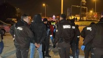 Kavgadan Kaçarken Havaya Ates Eden Sahsi Bekçiler Yakaladi