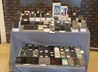 Osmaniye'de 175 Adet Gümrük Kaçagi Cep Telefonu Ele Geçirildi