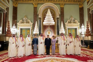 Tayland Krali Vajiralongkorn Ve Kraliçe Suthida, Dünya Liderlerini Agirladi