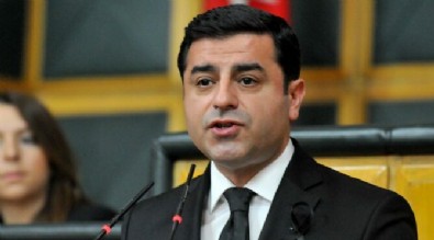 AK Partili Dağ, Demirtaş'a haddini bildirdi