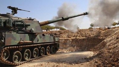 Terör örgütü YPG/PKK'nın hain saldırısına misliyle karşılık verildi! Ateşlenen mermilere şehitlerin isimleri yazıldı...