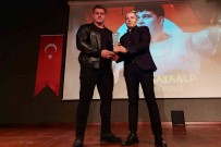 5. Kez Dünya Sampiyonu Olan Milli Güresçi Riza Kayaalp'e Ödül