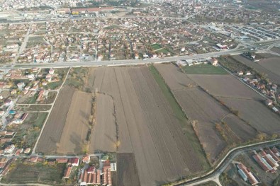 Baskan Üçok Açikladi Açiklamasi Suluova'ya Yeni Sanayi Sitesi Yapilacak