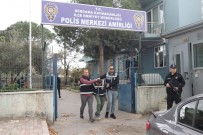 Izmir'de Evinde Ölü Bulunan Genç Kadinin Katil Zanlisi Tutuklandi