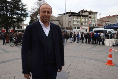 Avcilar Belediye Baskani Turan Hançerli Deprem Bölgesinde