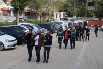 Cinayet Süphelileri Adliyeye Sevk Edildi