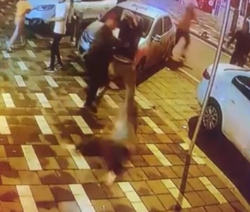 Deprem Aninda Korkuyla 3'Üncü Kattan Atladi