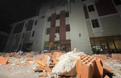 Düzce depreminde ilk acı haber geldi: Bakan Koca ve Soylu'dan son dakika açıklaması!