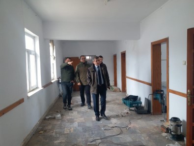 DKMP Sandikli Sefligi Idari Binasinda Onarim Çalismalari Devam Ediyor