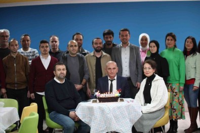 Gelecege Nefes Için Ögretmenlerin Adina 70 Fidan Dikildi