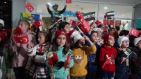 Savas Magduru Çocuklar Dünyaya 'Türkçe' Baris Mesaji Verdi