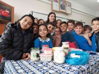 Siirtli Çocuklardan Ögretmenlerine Yöresel Peynirle Kutlama Açiklamasi Hem Gülümsetti, Hem Duygulandirdi