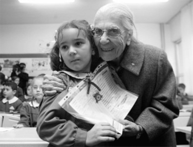 Tarihe Geçen Ilk Kadin Ögretmen