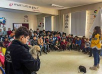 Van'da Çocuklara Hayvan Sevgisi Asilaniyor