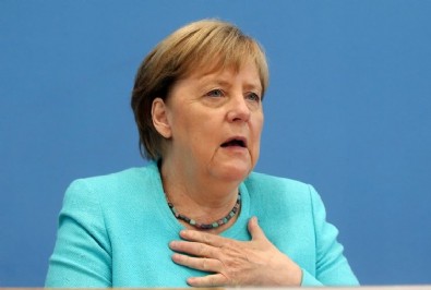 Angela Merkel'den çok konuşulacak Putin itirafı: Onu ikna etmeye gücüm yoktu Haberi