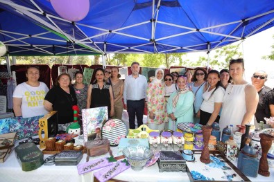 Bayrakli'da 3 Yilda 937 Kadina Hukuki Ve Psikolojik Destek