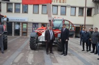 Beylikovay'a Iki Adet Is Makinesi Hibe Edildi