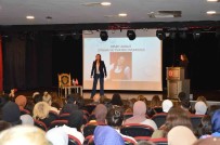 Demet Akbag Üniversite Ögrencileri Ile Bulustu