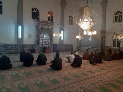 Germencik'te Cuma Aksami Sohbetleri Baslatildi