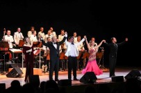 Is Sanat, Frank Sinatra Sarkilarini Seyirci Ile Bulusturdu