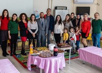 Kusadasi Belediyesi, Ögretmenleri Unutmadi