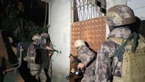 Mersin'de şafak vakti PKK operasyonu: Balkondan atlayıp kaçmaya çalıştı