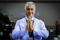 Ortopedi Profesörü, Karsi Çiktigi Spor Dalina Hakem Oldu