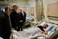 Süleyman Soylu yaralı depremzedeleri ziyaret etti