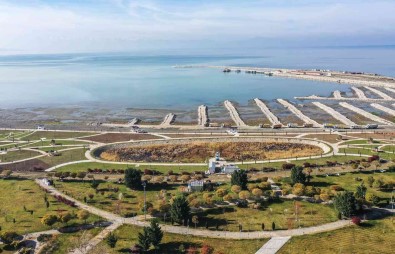 Van'in Biyolojik Göletli Parki Açilis Için Gün Sayiyor