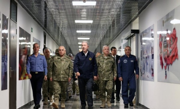 Hulusi Akar: Pençe-Kılıç Harekatı'nda 326 terörist etkisiz hale getirildi